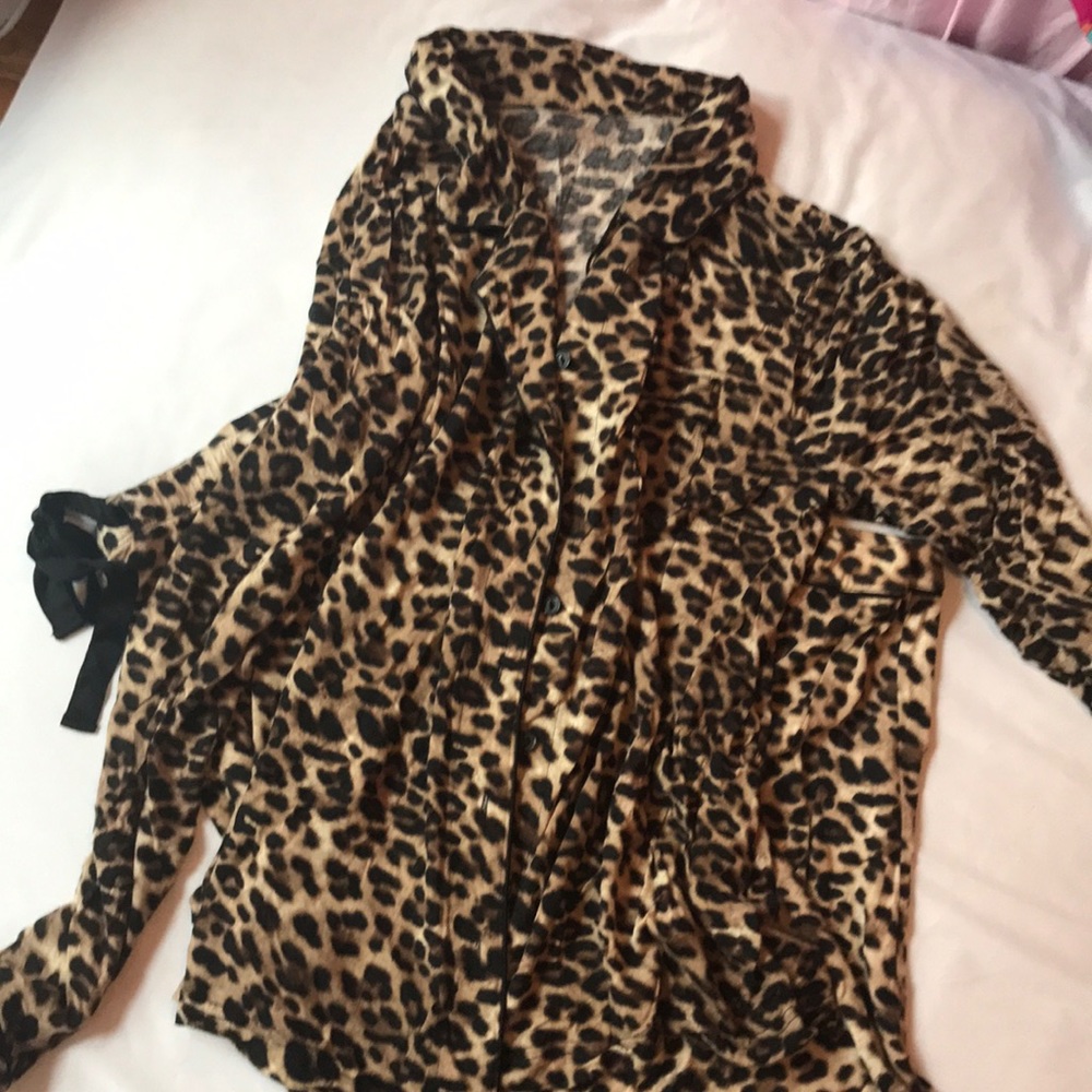 Gillian and O’Malley leopard print Pajamas set